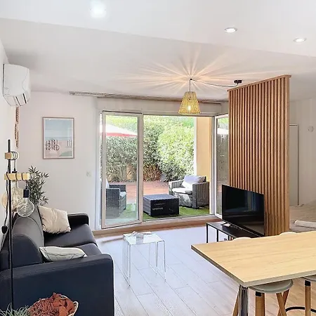 Appartement Avec Grande Terrasse Saint-Laurent-du-Var Exterior photo
