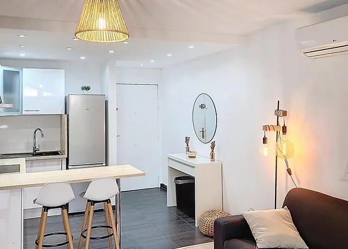 Appartement Avec Grande Terrasse